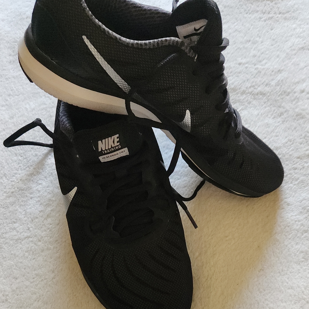 Nike Black and White Athletic Shoes with Minimalist Design